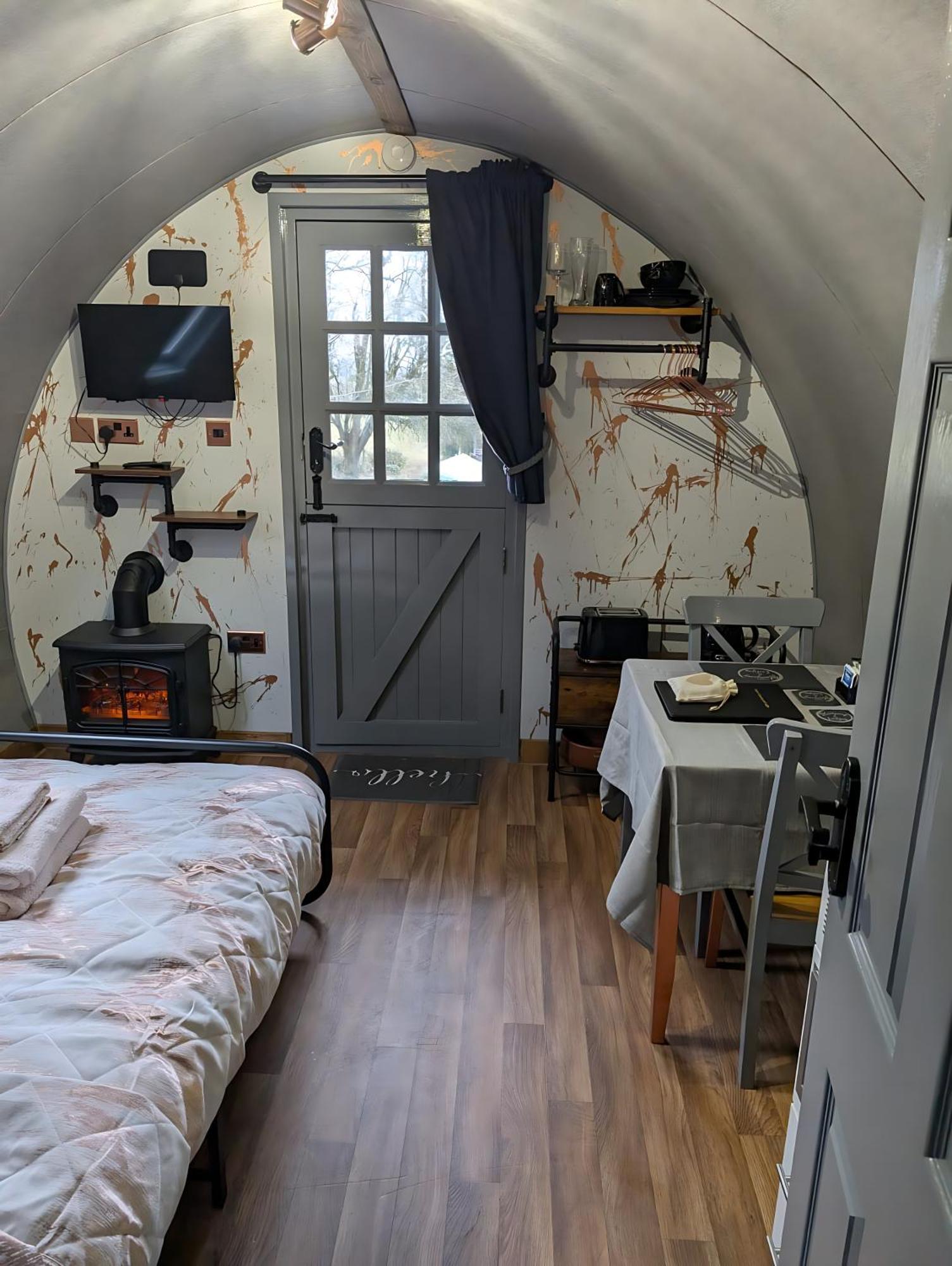 Caplor Glamping & Lodges Герефорд Екстер'єр фото