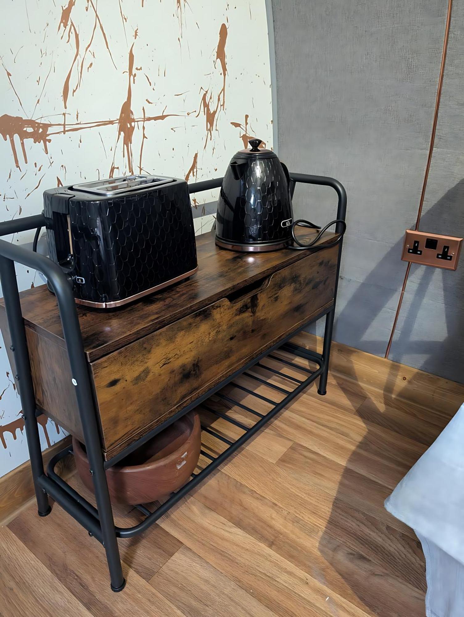 Caplor Glamping & Lodges Герефорд Екстер'єр фото