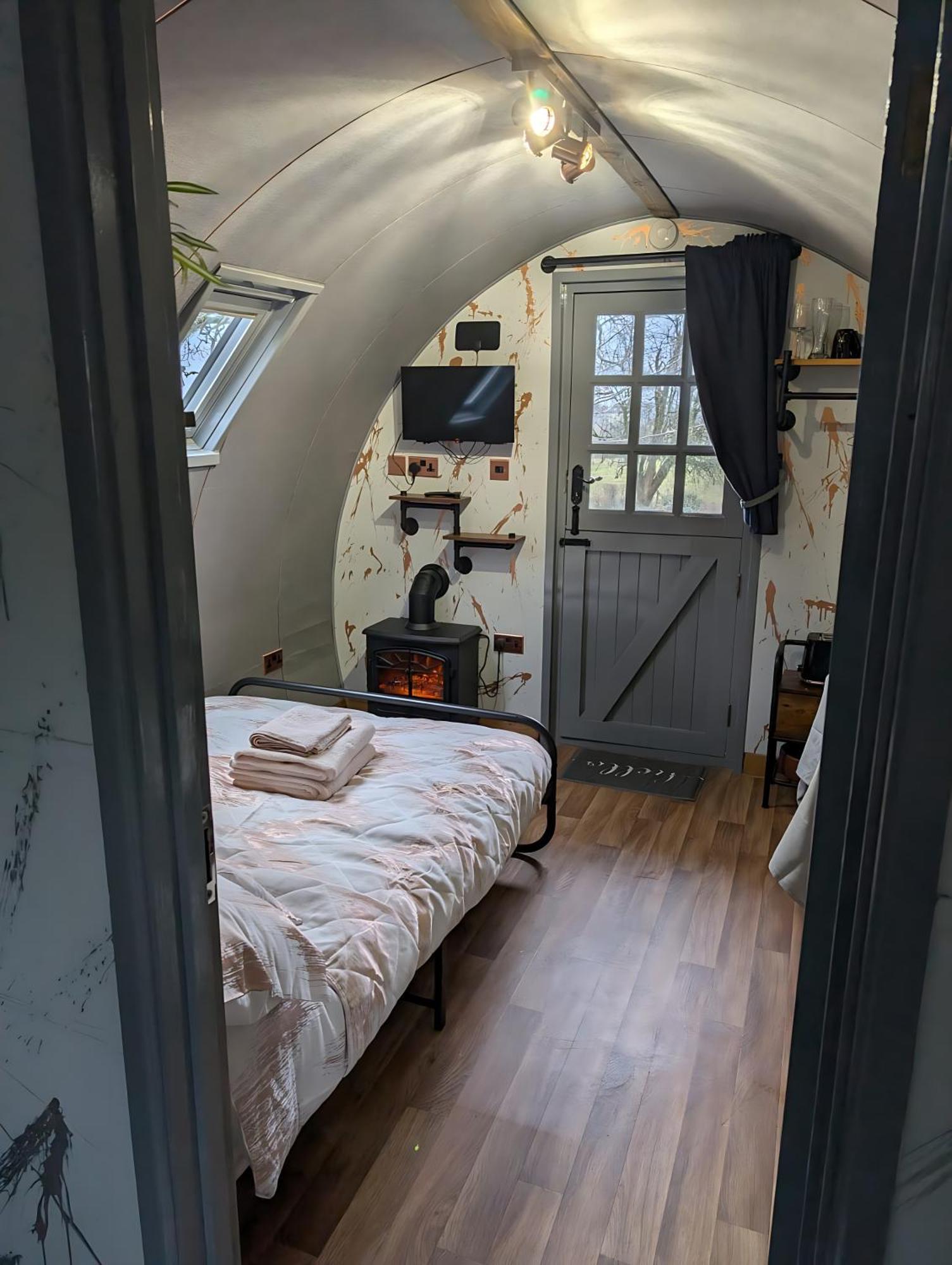 Caplor Glamping & Lodges Герефорд Екстер'єр фото